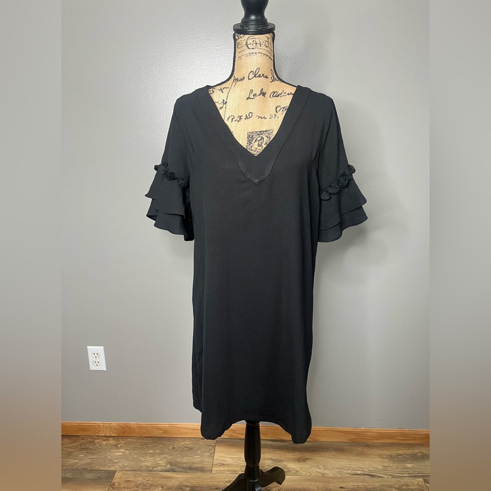 Black eesome Gabrielle shift dress small beach vacay‎ travel resortwear
